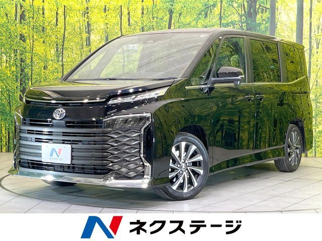 TOYOTA / VOXY