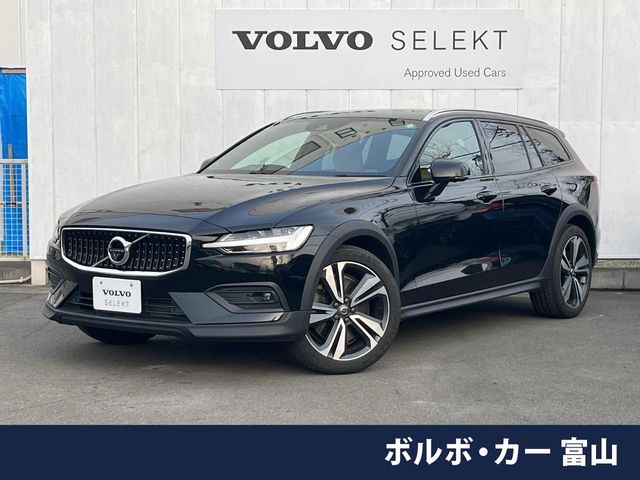 VOLVO / VOLVO V60 CROSS COUNTRY