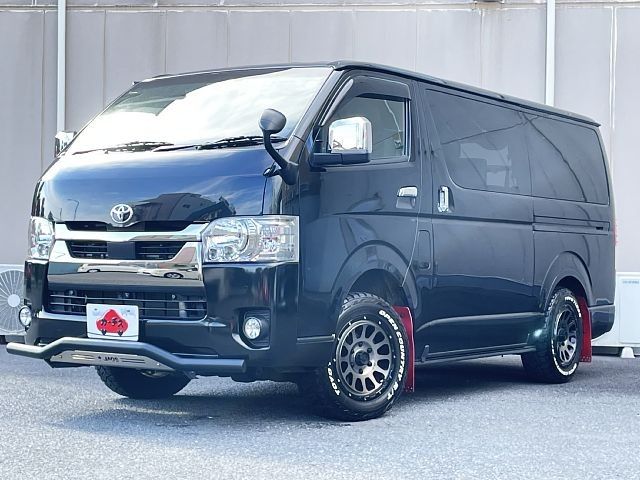 TOYOTA / HIACE van 4WD