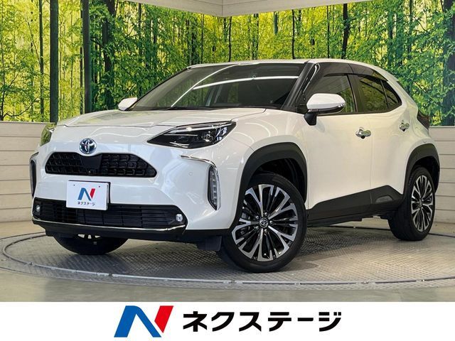 TOYOTA / YARIS CROSS HYBRID