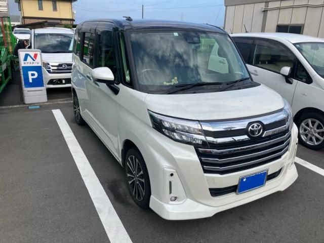 TOYOTA / ROOMY