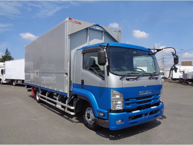 Isuzu / FORWARD