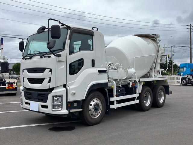 Isuzu / GIGA