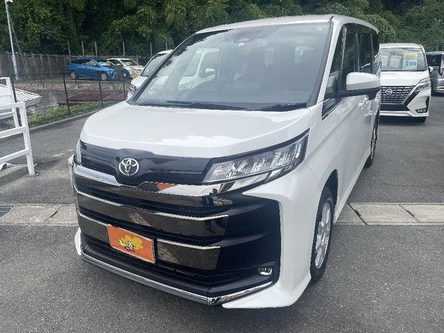 TOYOTA / NOAH 4WD