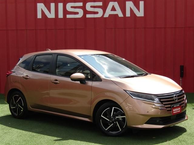 NISSAN / NOTE