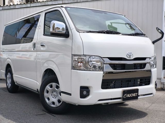 TOYOTA / HIACE van 2WD