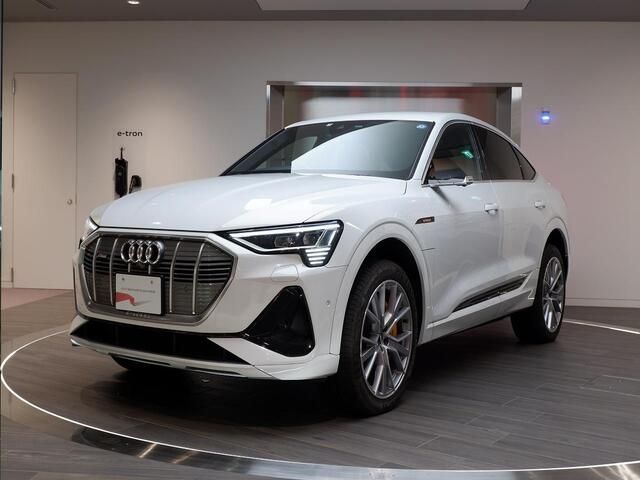 AUDI / AUDI e-tron SPORTBACK