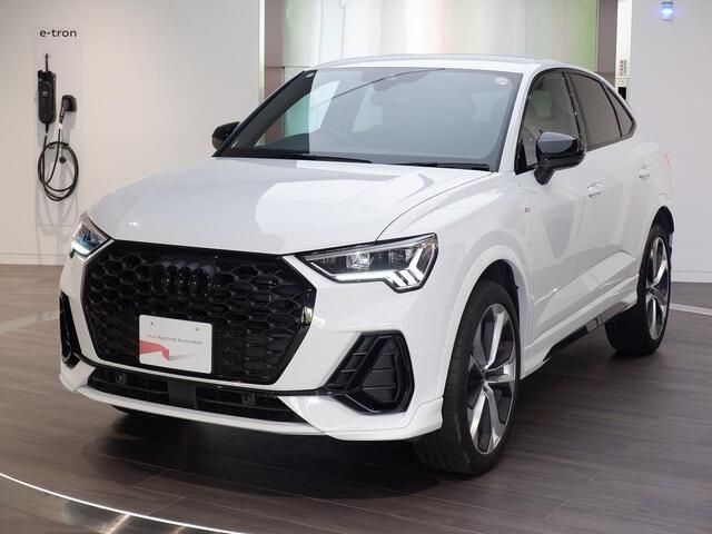AUDI / AUDI Q3 SPORTBACK