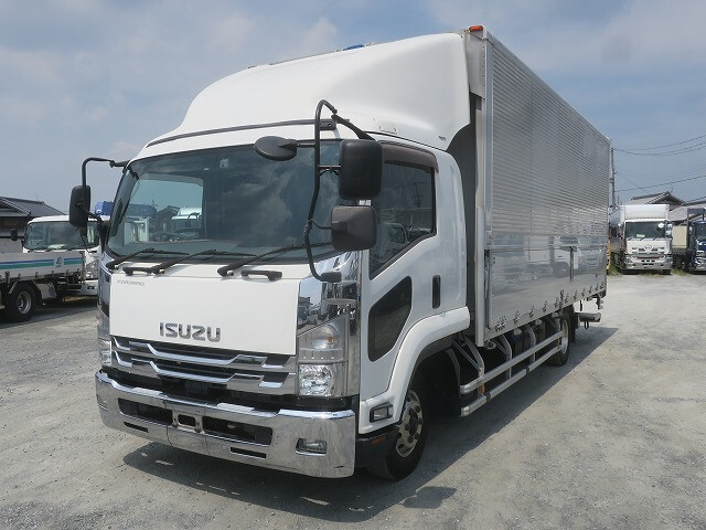 Isuzu / FORWARD