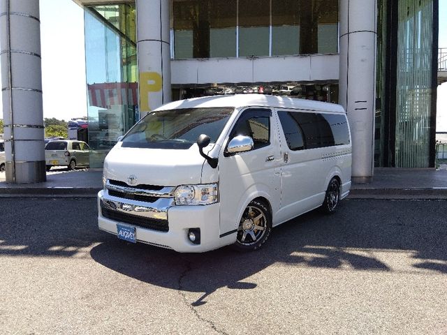 TOYOTA / HIACE wagon