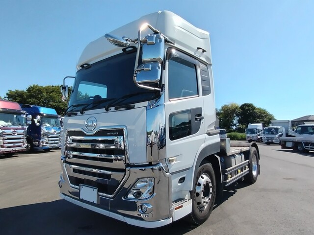 UD Trucks / QUON