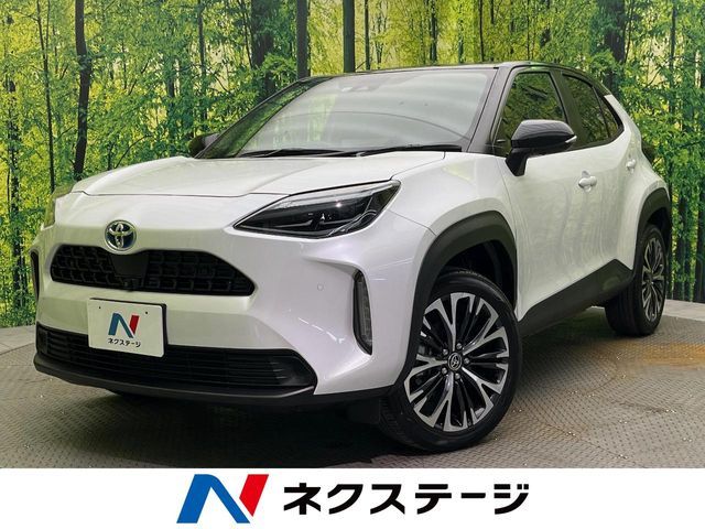 TOYOTA / YARIS CROSS HYBRID