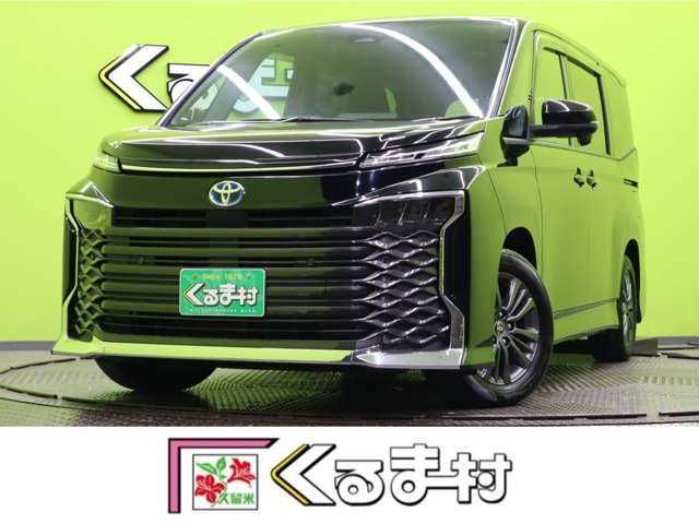 TOYOTA / VOXY HYBRID