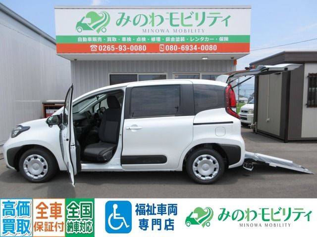 TOYOTA / SIENTA