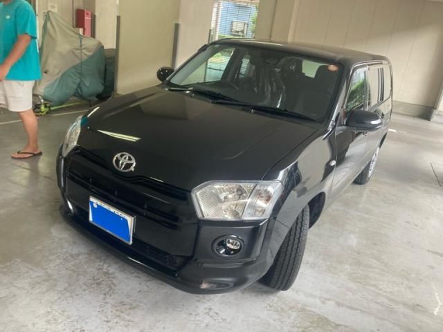 TOYOTA / PROBOX van HYBRID