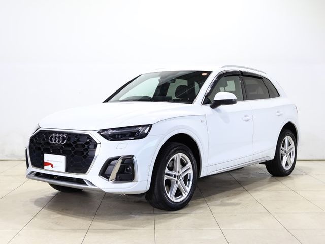 AUDI / AUDI Q5