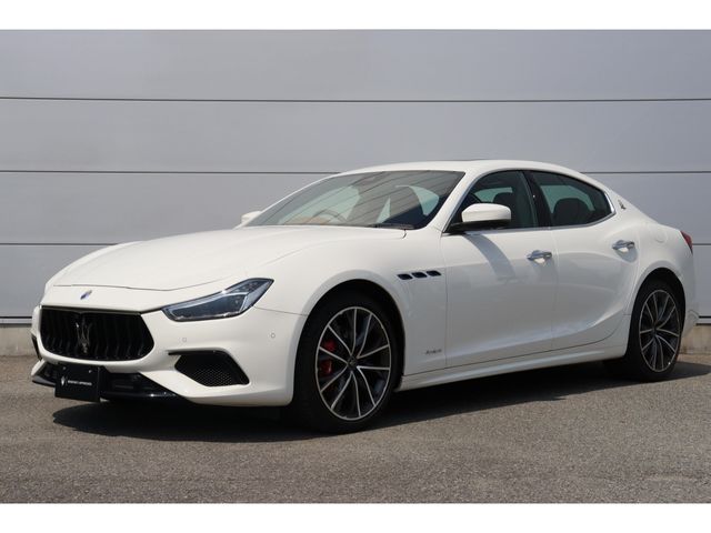 Japanese used car Ref# 1363653 MASERATI / MASERATI GHIBLI Sedan