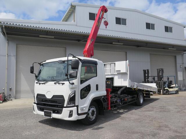 UD Trucks / CONDOR