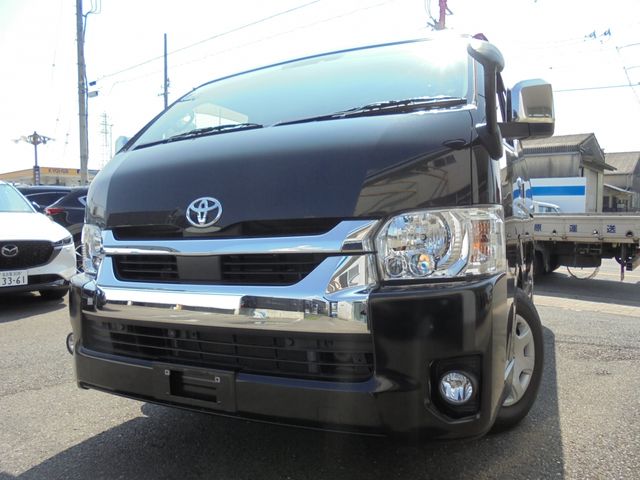 TOYOTA / HIACE wagon