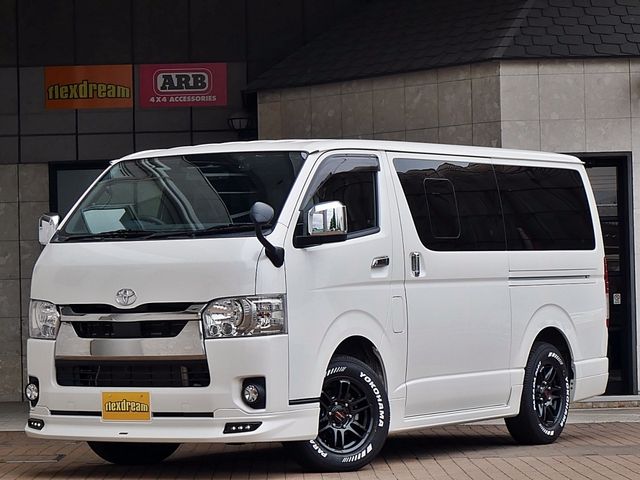 TOYOTA / HIACE van 4WD