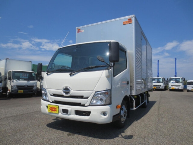 Hino / DUTRO