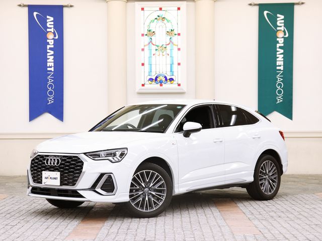 AUDI / AUDI Q3 SPORTBACK