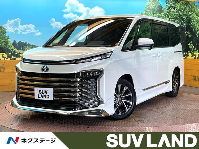 TOYOTA / VOXY HYBRID