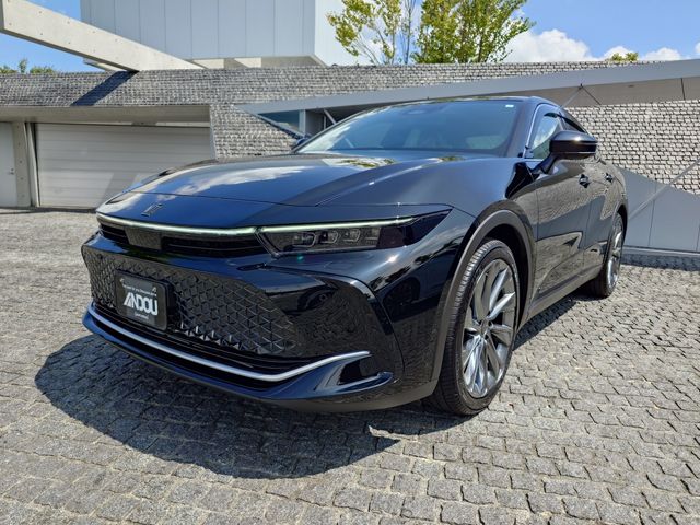TOYOTA / CROWN CROSSOVER