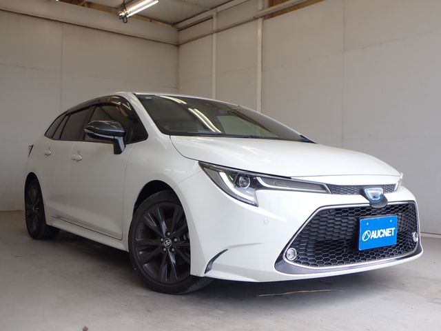 TOYOTA / COROLLA TOURING HYBRID