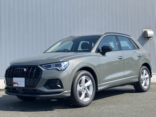 AUDI / AUDI Q3