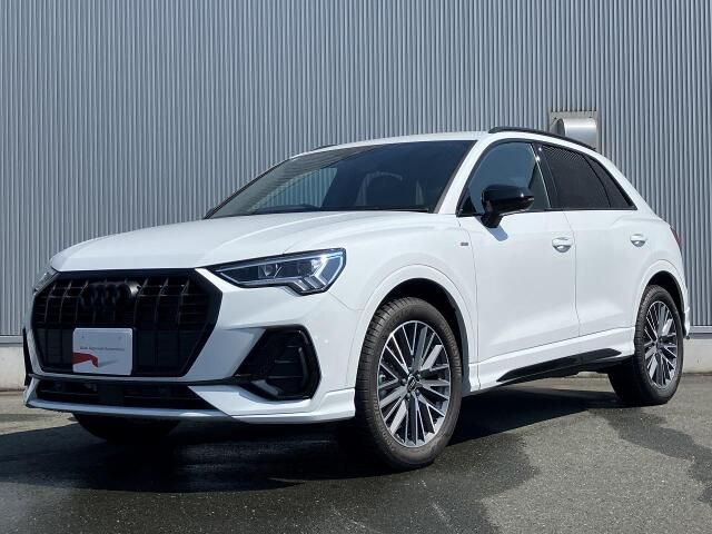 AUDI / AUDI Q3