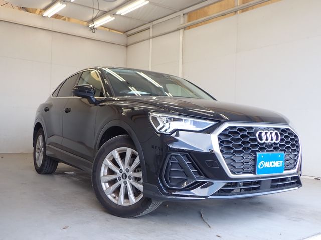 AUDI / AUDI Q3 SPORTBACK