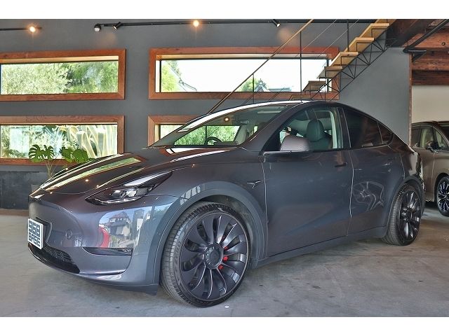 TESLA / TESLA MODEL Y
