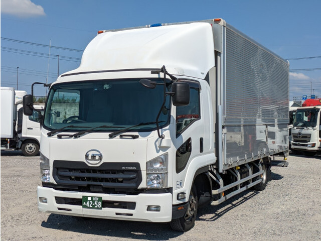UD Trucks / CONDOR