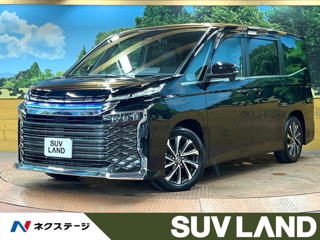 TOYOTA / VOXY HYBRID
