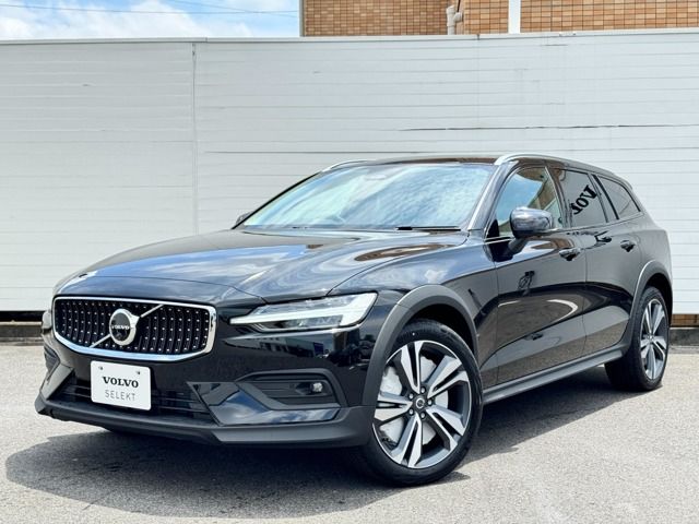 VOLVO / VOLVO V60 CROSS COUNTRY
