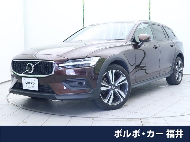 VOLVO / VOLVO V60 CROSS COUNTRY