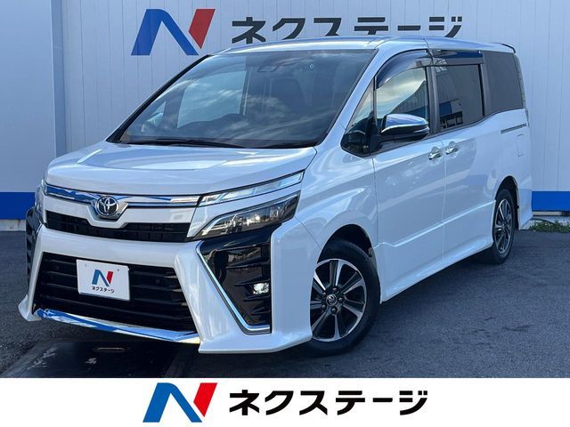 TOYOTA / VOXY
