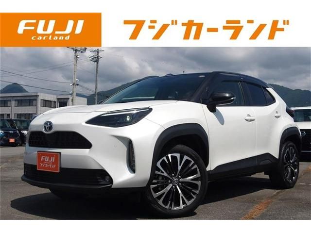 TOYOTA / YARIS CROSS HYBRID