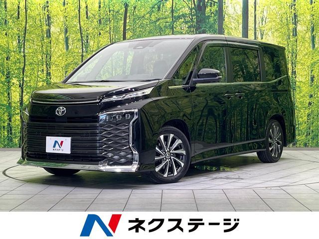 TOYOTA / VOXY