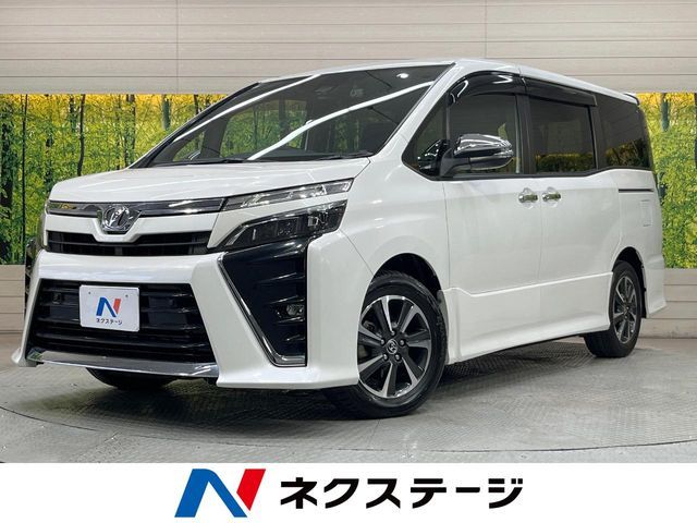 TOYOTA / VOXY