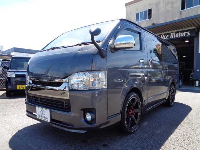 TOYOTA / REGIUSACE van 2WD