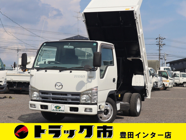 Mazda / TITAN