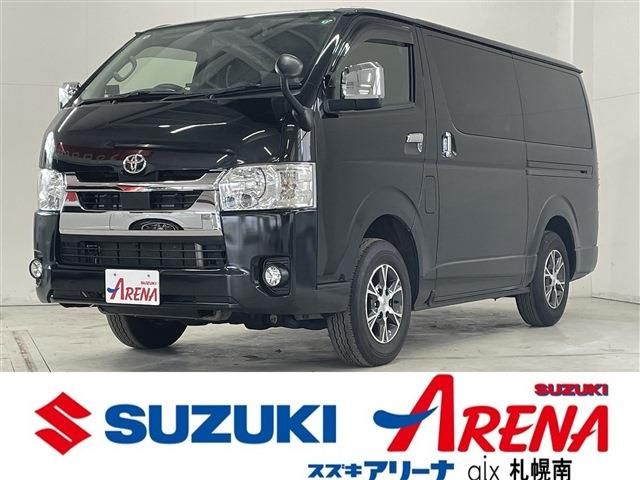 TOYOTA / HIACE van 4WD