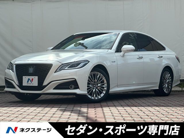 TOYOTA / CROWN sedan hybrid