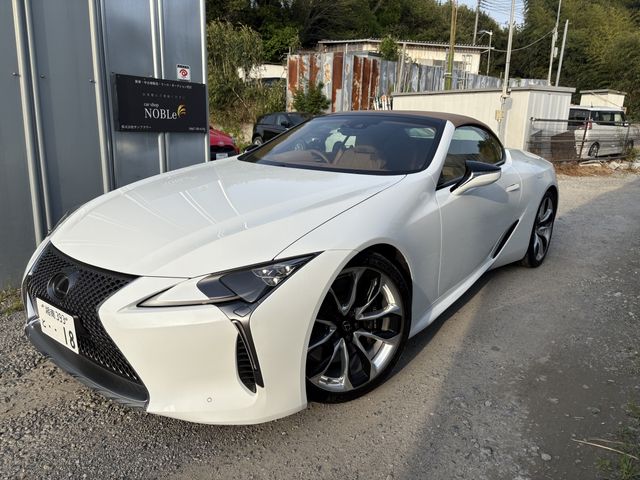 TOYOTA / LEXUS LC500 Convertible