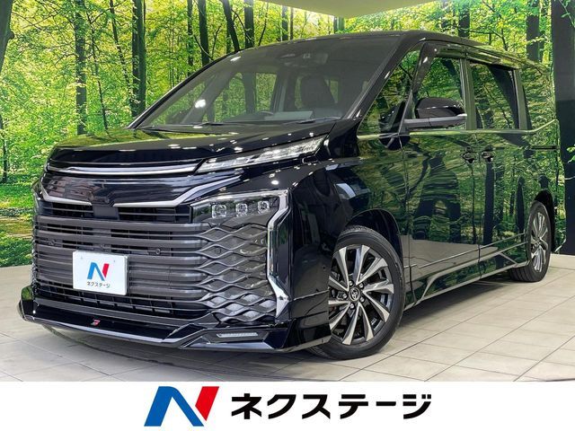 Japanese used car Ref# 1368556 TOYOTA / VOXY HYBRID