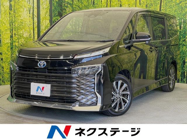 TOYOTA / VOXY HYBRID