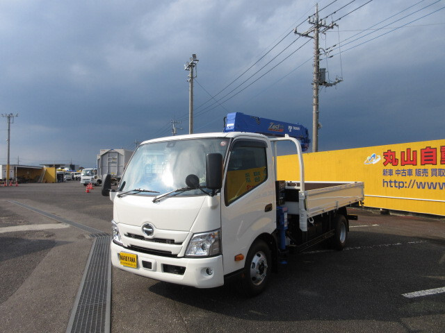 Japanese used car Ref# 1369646 Hino / DUTRO