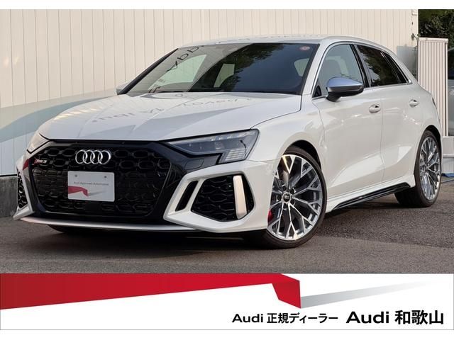 Japanese used car Ref# 1369710 AUDI / AUDI RS3 SPORTBACK